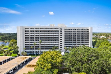 True paradise living in Florida! Rarely available, this spacious - photo 59