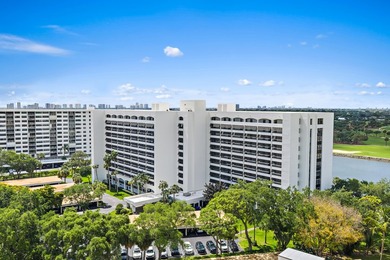 True paradise living in Florida! Rarely available, this spacious - photo 60