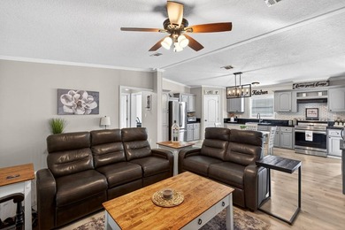 This 3-bedroom, 2 bath home has been completely updated, open - photo 3