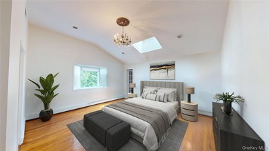Motivated Seller! Spacious Expanded Cape in North Merrick - Room - photo 12