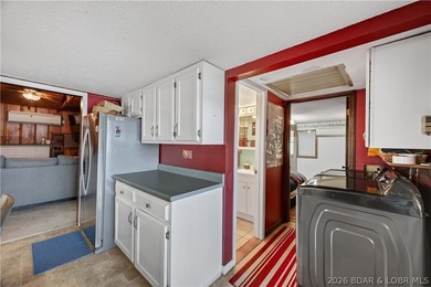 Looking to get your first lake cabin with deep water, killer - photo 13