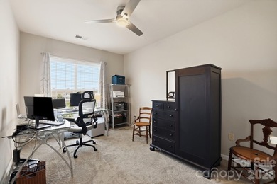 Welcome home to this beautifully maintained 3-bedroom - photo 14