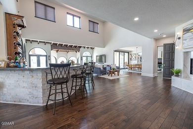 Spectacular Lakefront Retreat in Knoxville, TN Discover one of - photo 17
