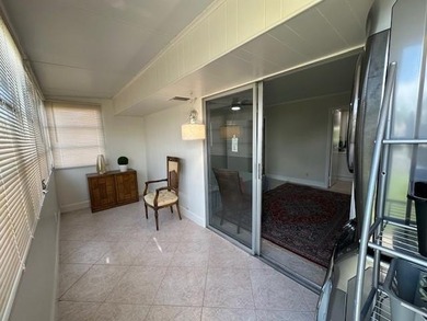 Great Location! been offered partially furnished/turn key! - photo 19