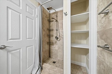 Experience the perfect blend of comfort and convenience in this - photo 20