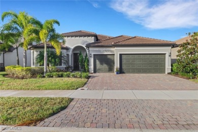 (private lake, pond, creek) Home For Sale in Fort Myers Florida