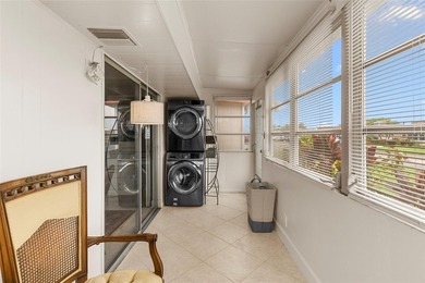 Great Location! been offered partially furnished/turn key! - photo 24