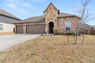 Welcome to 5823 Heatherwood Loop, this beautifully maintained - photo 3