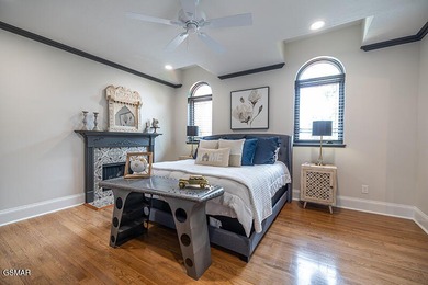 Spectacular Lakefront Retreat in Knoxville, TN Discover one of - photo 47