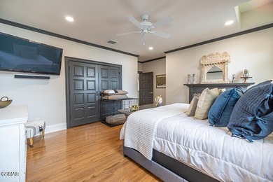 Spectacular Lakefront Retreat in Knoxville, TN Discover one of - photo 48