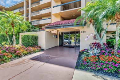 Lake Condo For Sale in Delray Beach, Florida