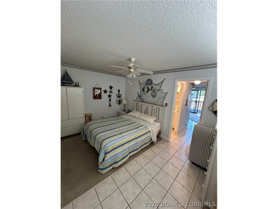 Enjoy Lake of the Ozarks living in this well-maintained 1 bed, 1 - photo 6