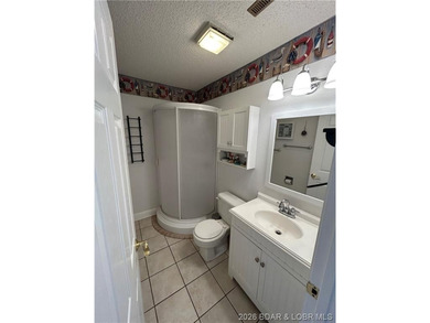 Enjoy Lake of the Ozarks living in this well-maintained 1 bed, 1 - photo 9