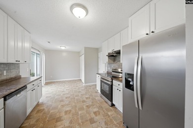 305 Cutter Ct is the kind of home that gives you space - photo 12