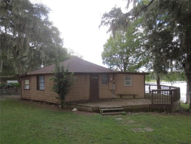 Little Lake Catherine  Home Sale Pending in Ocklawaha Florida