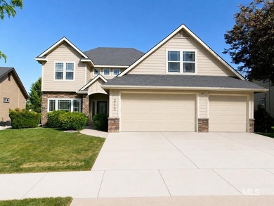 Beautiful Custom Home on the 12th Fairway of Redhawk Golf Course - photo 1