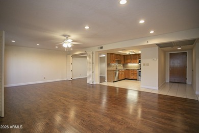 Prime location just 1 mile from Scottsdale! North/south exposure