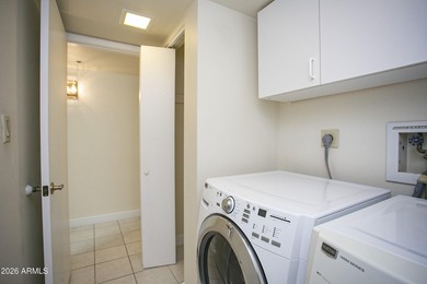 Prime location just 1 mile from Scottsdale! North/south exposure