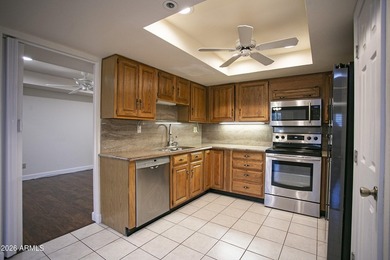 Prime location just 1 mile from Scottsdale! North/south exposure