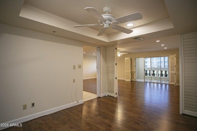 Prime location just 1 mile from Scottsdale! North/south exposure