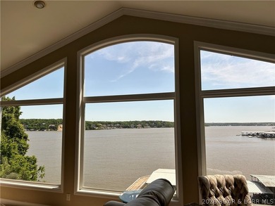 This stunning 5 bedroom home features breathtaking panoramic - photo 1