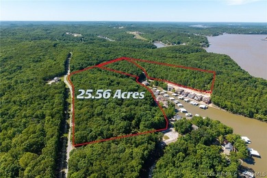 Exceptional 25-acre development opportunity in the highly - photo 2