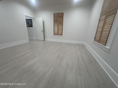 Very nice cozy home, walking distance to downtown, the - photo 17