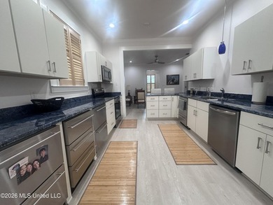 Very nice cozy home, walking distance to downtown, the - photo 21