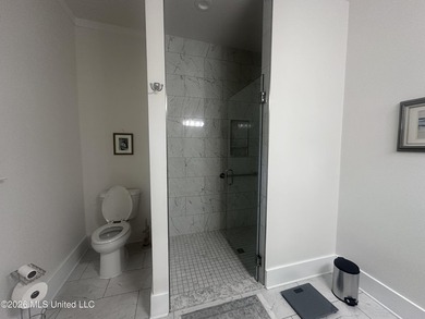 Very nice cozy home, walking distance to downtown, the - photo 28