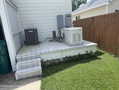 Very nice cozy home, walking distance to downtown, the - photo 36