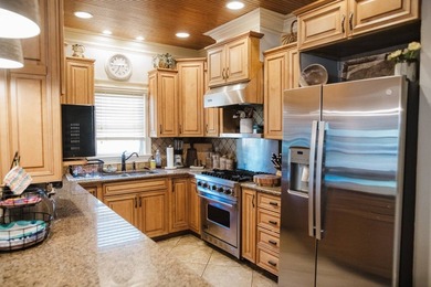 603 Emerson- This family home has been great for entertaining - photo 7