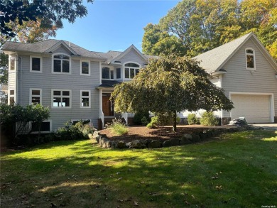 (private lake, pond, creek) Home For Sale in East Setauket New York