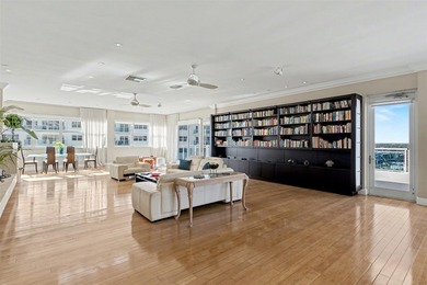 THIS SPECTACULAR PH WITH SPECTACULAR VIEWS AND EXPANSIVE - photo 22