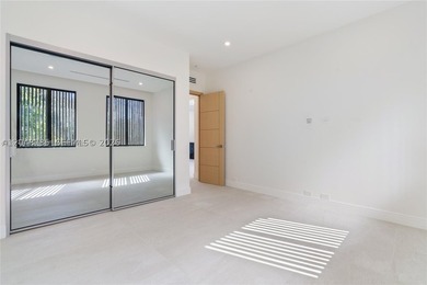 it s a single family home ...CORE / CORE+ RESIDENTIAL INVESTMENT - photo 24