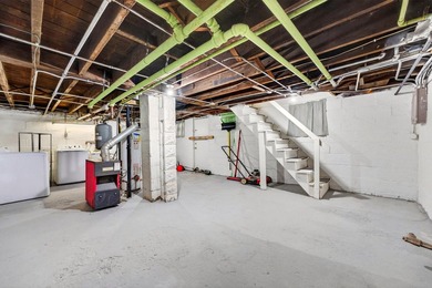 Enjoy the best of East Side living in this 3 Bed/1 Bath home on - photo 25