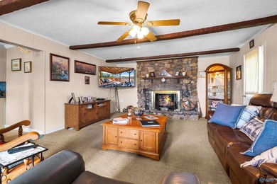 Waterfront living in Southside! This 4BR/3BA ranch home offers - photo 26
