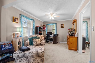 Waterfront living in Southside! This 4BR/3BA ranch home offers - photo 32