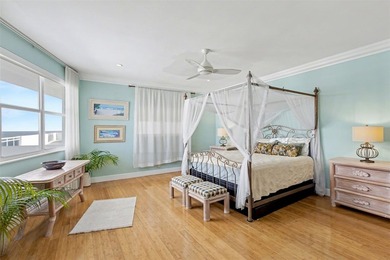 THIS SPECTACULAR PH WITH SPECTACULAR VIEWS AND EXPANSIVE - photo 35