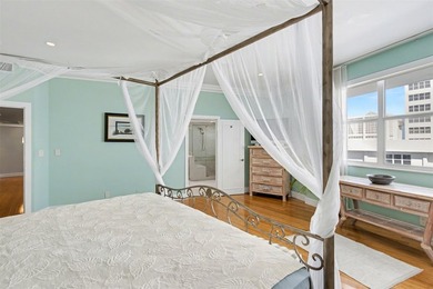 THIS SPECTACULAR PH WITH SPECTACULAR VIEWS AND EXPANSIVE - photo 36