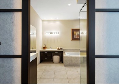 THIS SPECTACULAR PH WITH SPECTACULAR VIEWS AND EXPANSIVE - photo 42