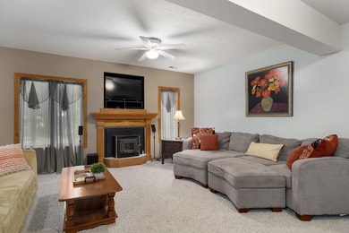 Privacy, space, and solid construction meet a beautiful wooded - photo 29