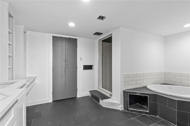 Welcome to luxury coastal living on iconic Ocean Drive, offering - photo 30