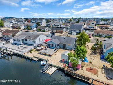 Waterfront Living Reimagined - Under $1Mpletely remodeled top to - photo 31