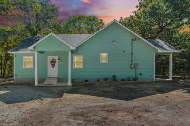 Lake Tawakoni Home For Sale in Quinlan Texas