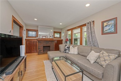 Welcome Home! This charming 3 bedroom and 1.5 bath Colonial in - photo 7