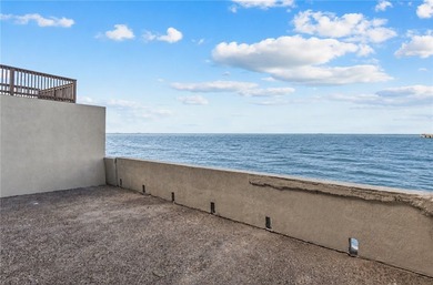Welcome to luxury coastal living on iconic Ocean Drive, offering - photo 39