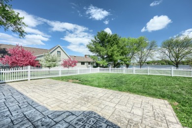 Exceptional Lakefront Living on a Beautiful Level Lot SOLD - photo 4