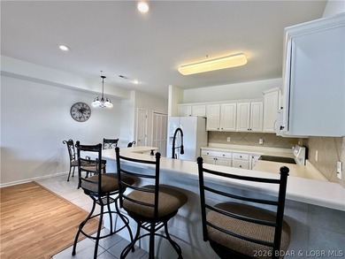 Welcome to the beautiful, peaceful Hyd-A-Way Cove condo complex - photo 7