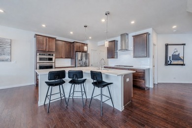 Meadow Ridge, beautiful townhomes in Aurora in school district - photo 6