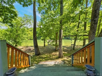 PRICE IMPROVEMENT! Welcome to your dream sanctuary, an inviting - photo 8